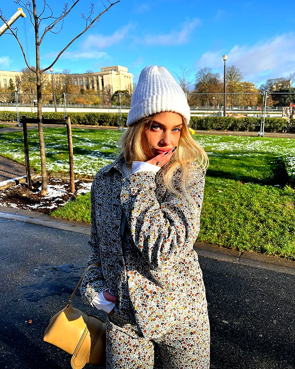 barzomer instagram image archive image