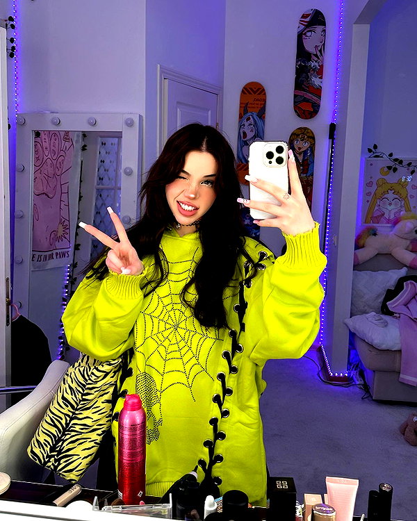 alicedelish instagram image archive image