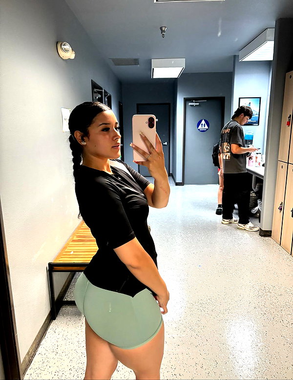 itsalexiiiss instagram image archive image