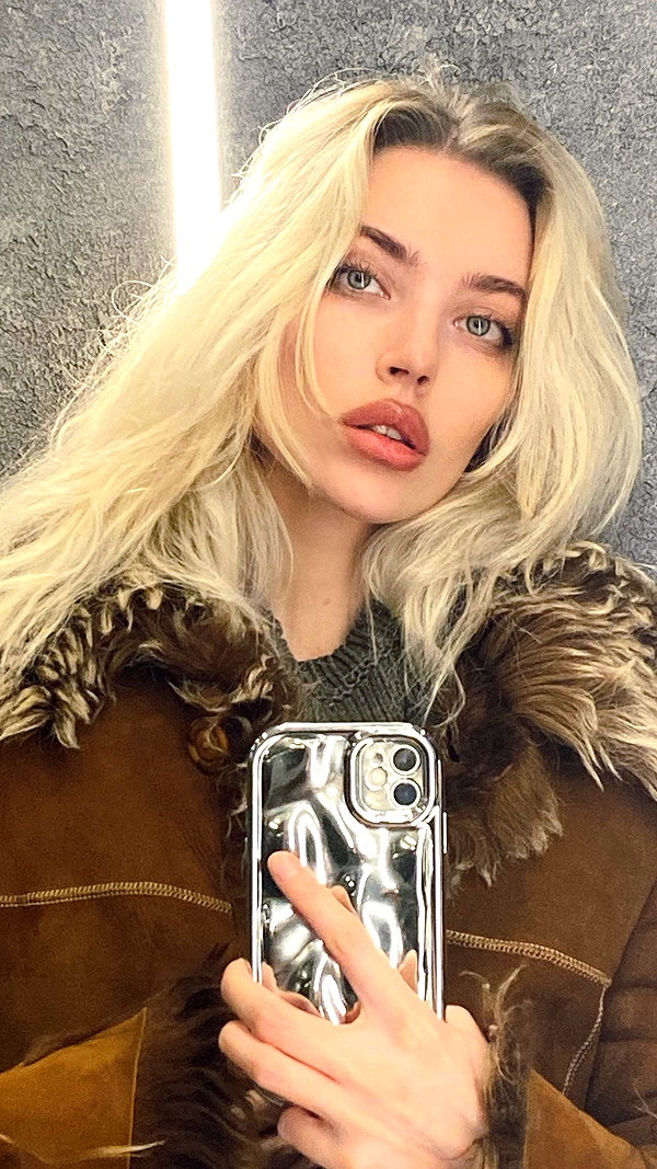 alien.hanna instagram image archive image