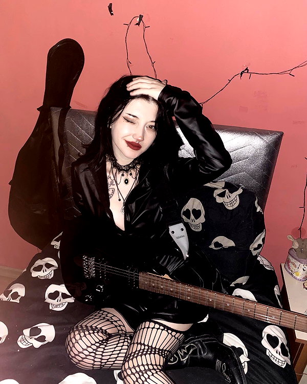 madamist_ instagram image archive image