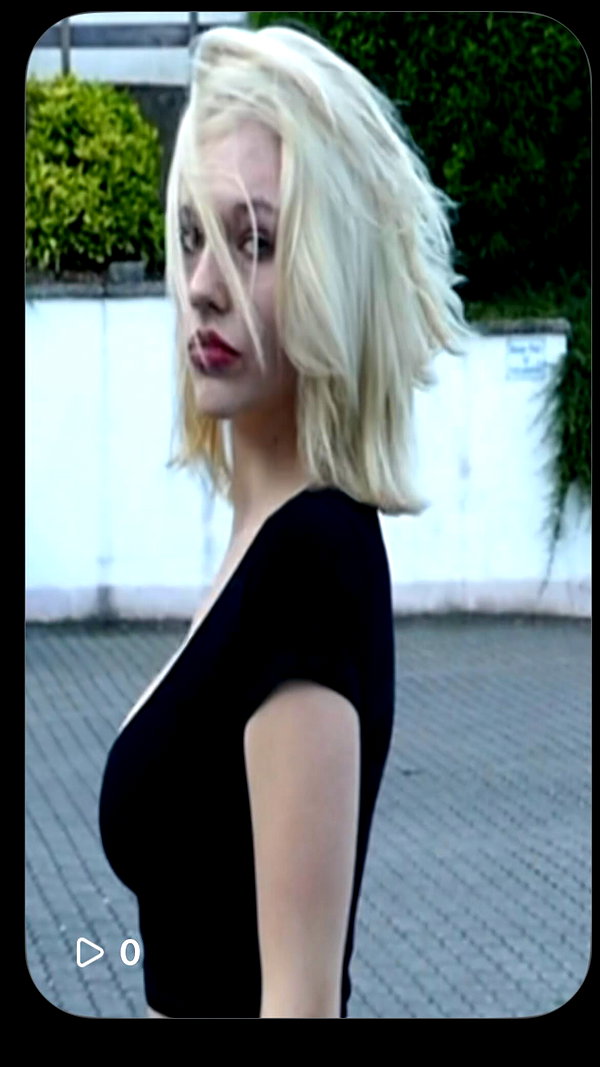 leni.bahr instagram image archive image