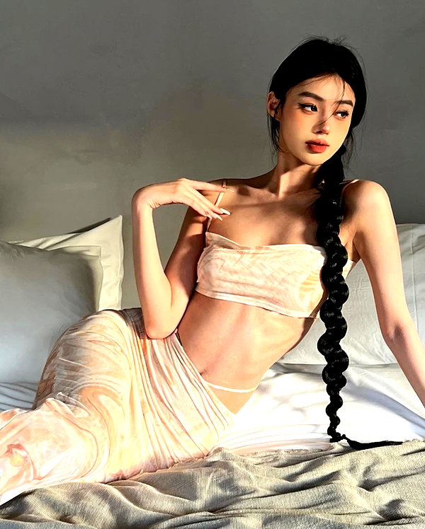 fair_mua instagram image archive image