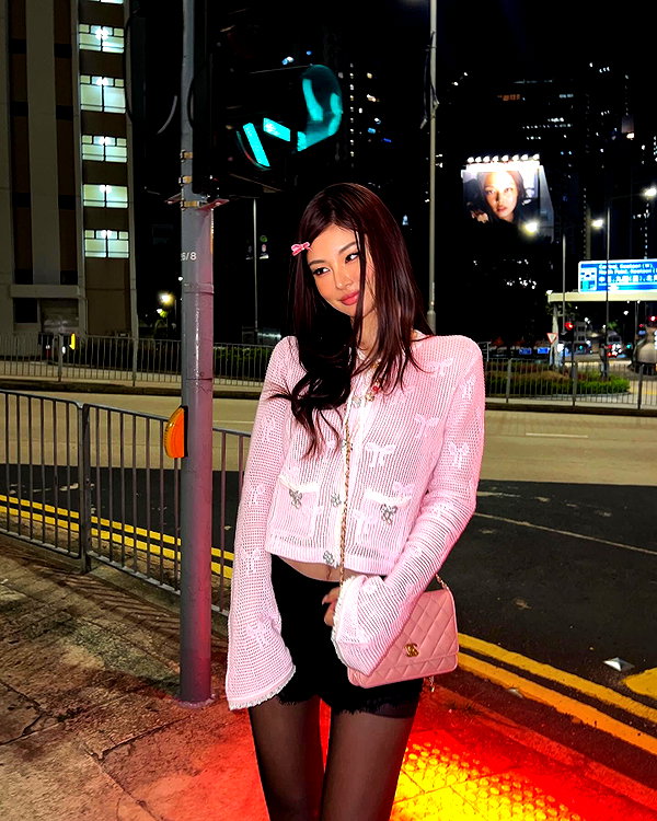 ll.lu1s instagram image archive image