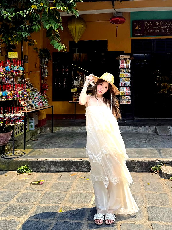 lyhythuedoxinh instagram image archive image