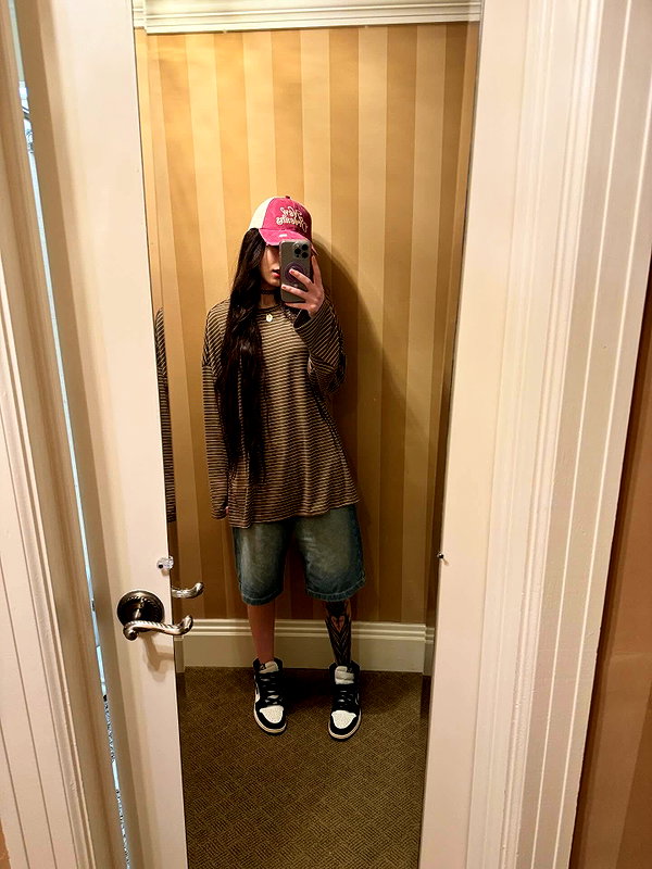beebeeasmr18 instagram image archive image