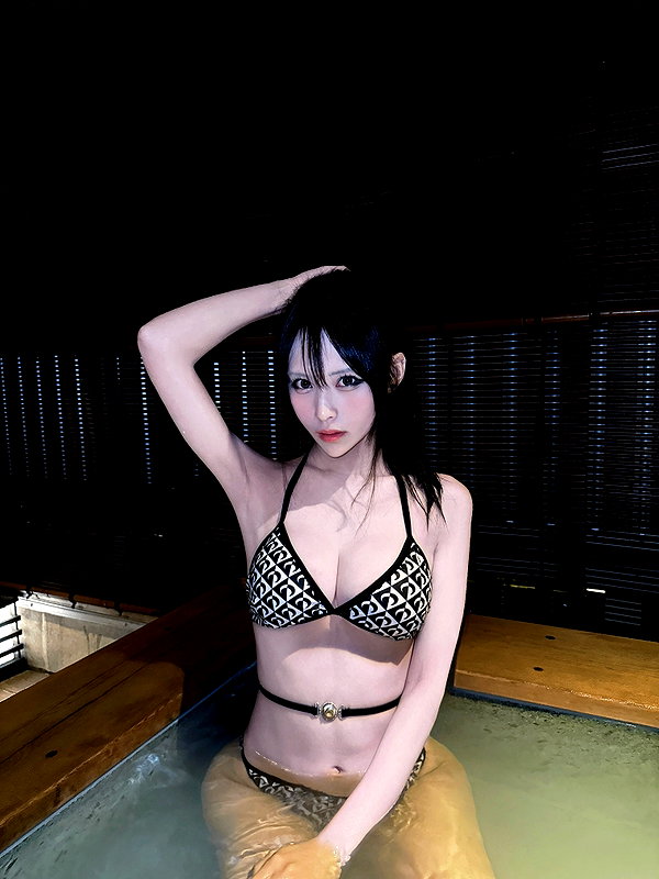yamikumo_leisa instagram image archive image