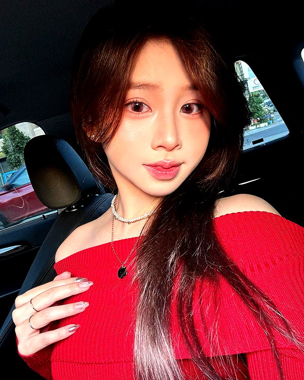e.shao_417 instagram image archive image