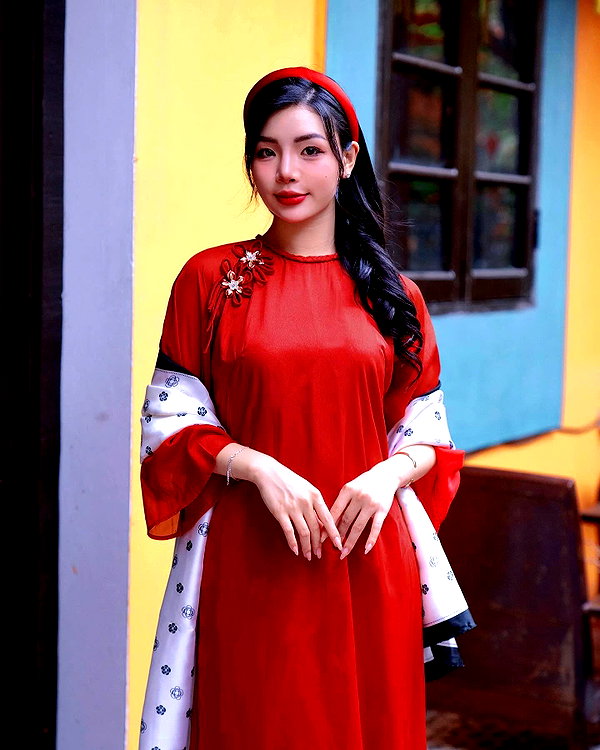 lyhythuedoxinh instagram image archive image
