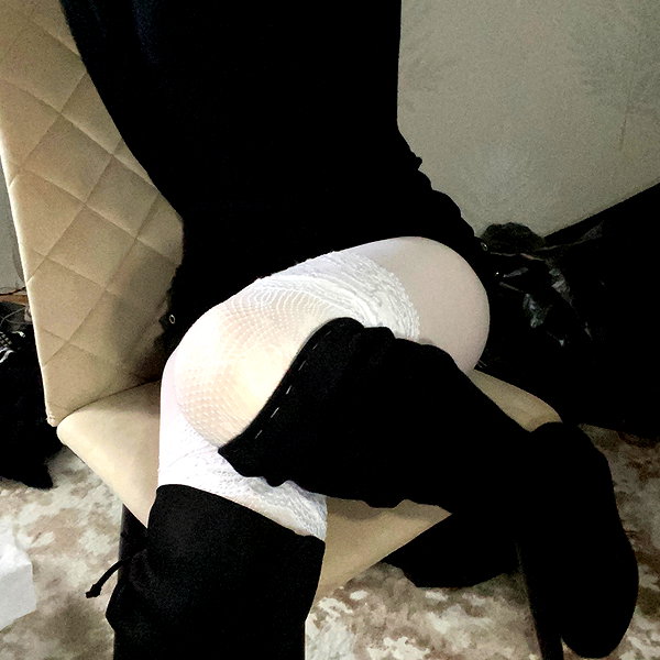 Archived image from @chicitonya on Instagram