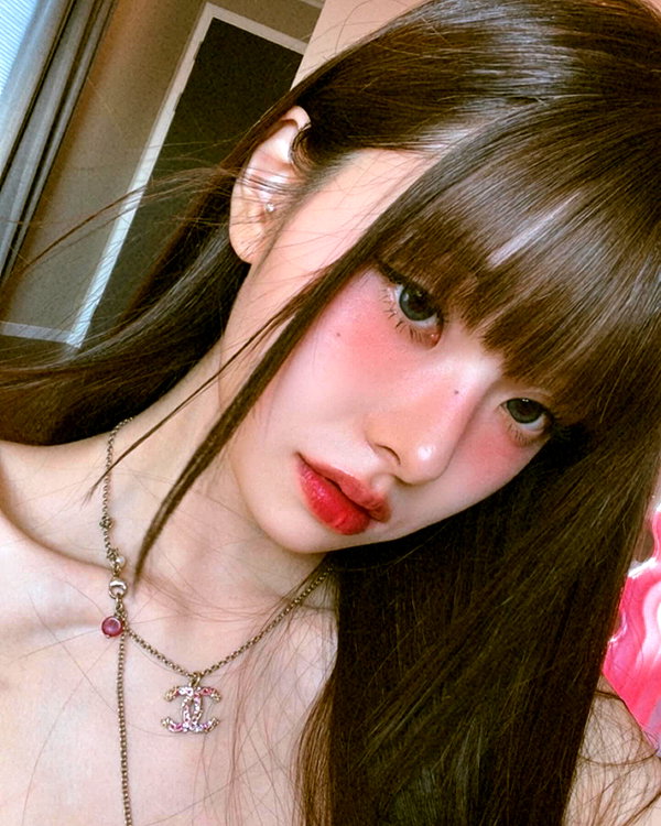 dear.zia instagram image archive image