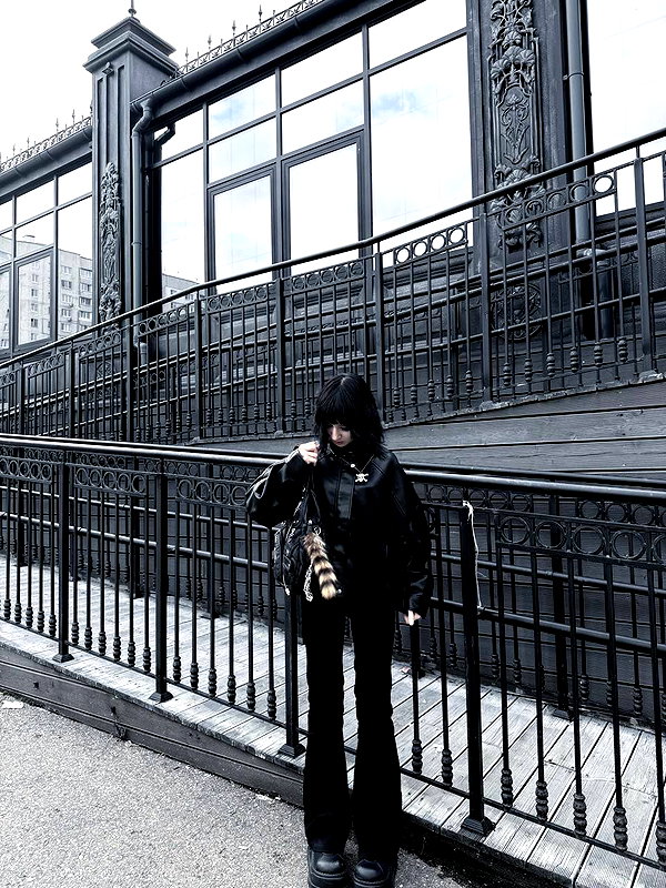 Archived image from @kk3tr1n4 on Instagram