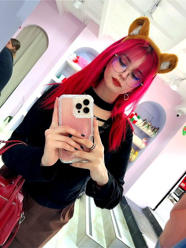 luly1980s instagram image archive image