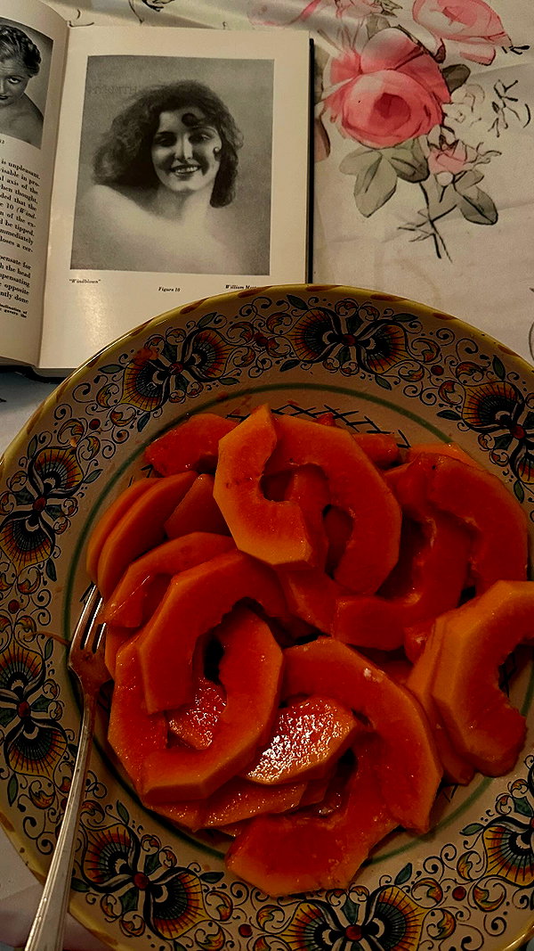 leonanaomii instagram image archive image