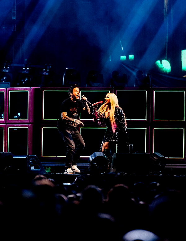 avrillavigne instagram image archive image