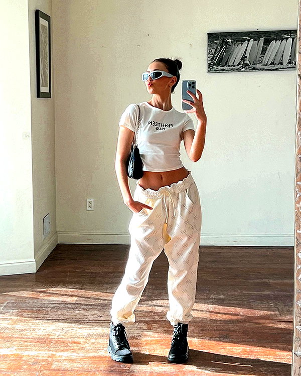 chloerosenbaum instagram image archive image