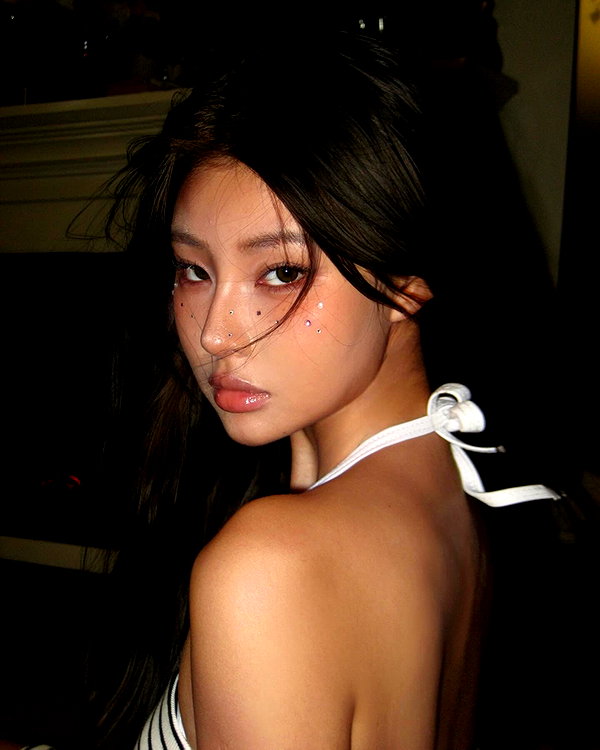 ll.lu1s instagram image archive image