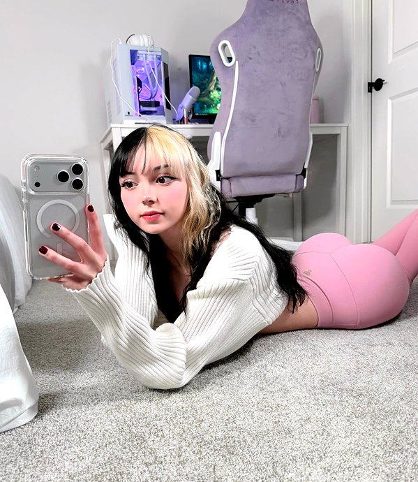 mia4rentz instagram image archive image