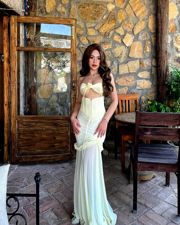 lyhythuedoxinh instagram image archive image