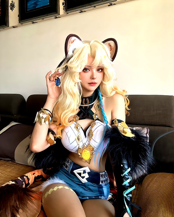 gallery_cosplayer instagram image archive image