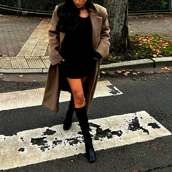 zoeliss instagram image archive image