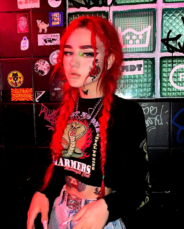 vik4au instagram image archive image