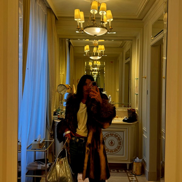 dualipa instagram image archive image