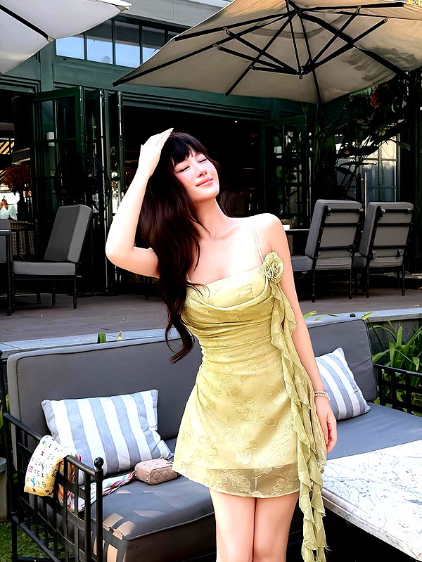 lyhythuedoxinh instagram image archive image