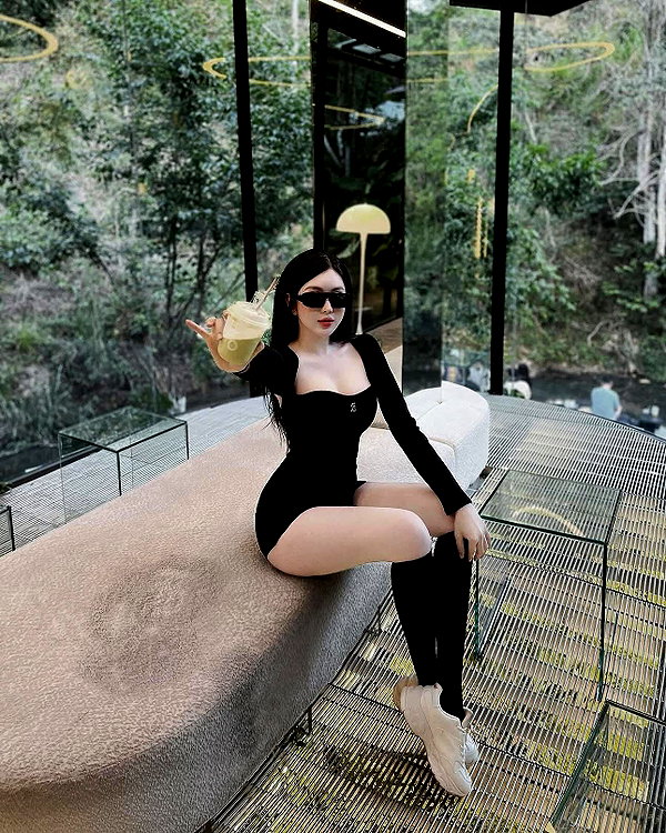 lyhythuedoxinh instagram image archive image