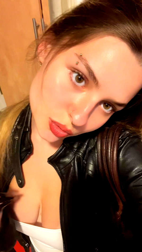 zoebaroniunreich instagram image archive image