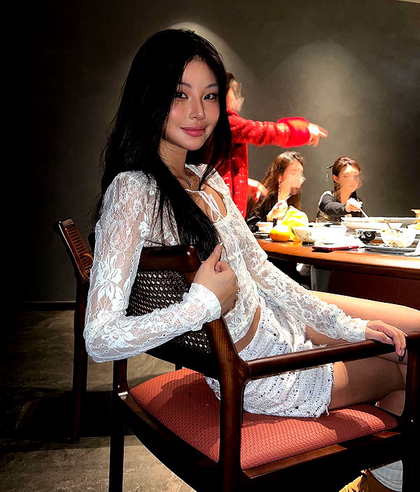 ll.lu1s instagram image archive image
