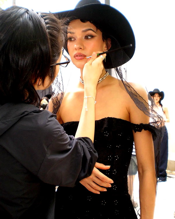 fair_mua instagram image archive image