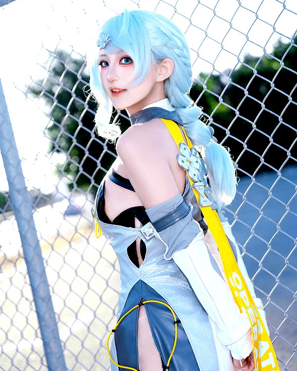 miee_cos instagram image archive image