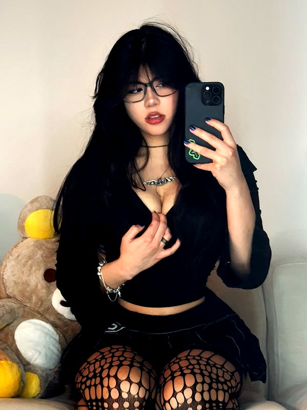ariyukim instagram image archive image