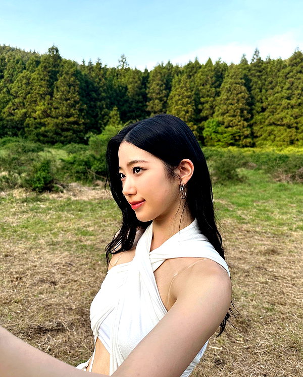 zuhazana instagram image archive image