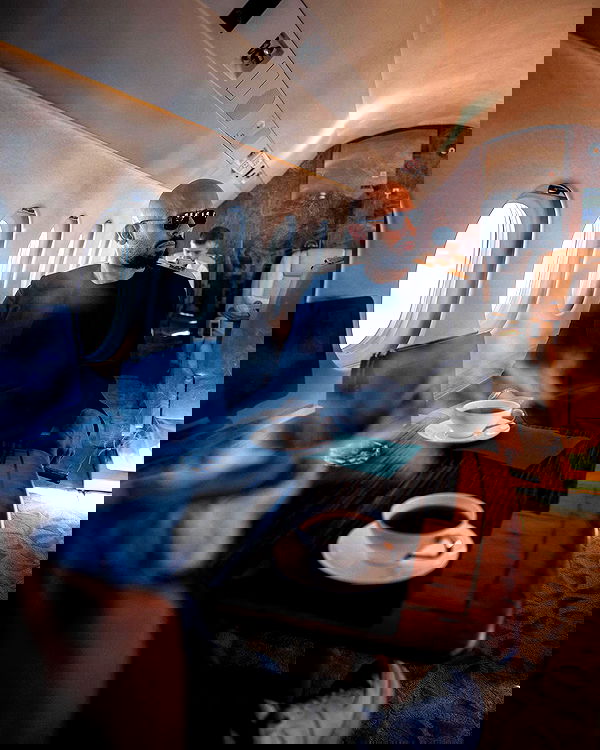 tateauraa tateauraa archive image