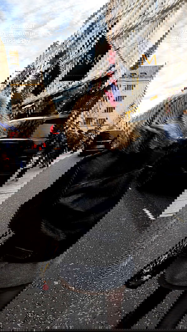 sydney_sweeney sydney_sweeney archive image