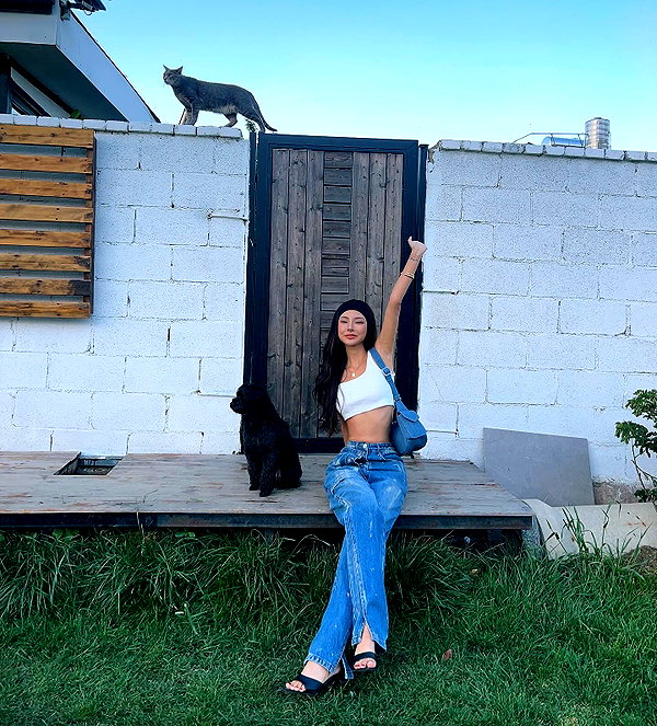ll.lu1s instagram image archive image