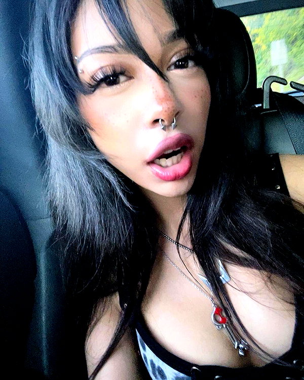 twodollie instagram image archive image