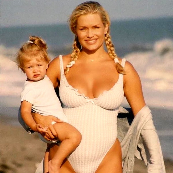 gigihadid instagram image archive image