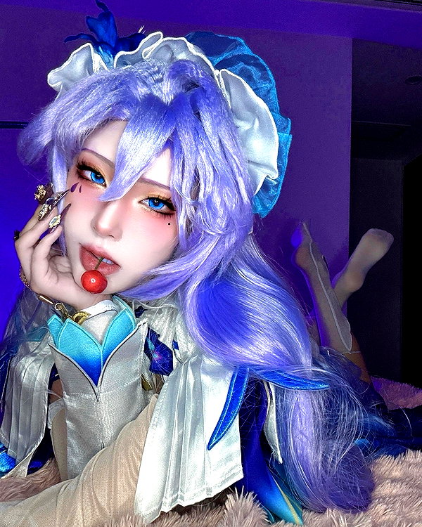 gallery_cosplayer instagram image archive image