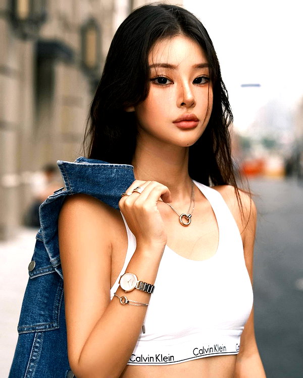 ll.lu1s instagram image archive image