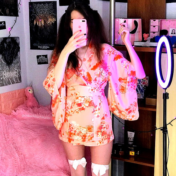 tiny.eviluv instagram image archive image