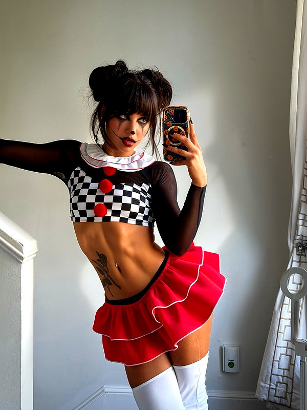 daniellebarnaa instagram image archive image