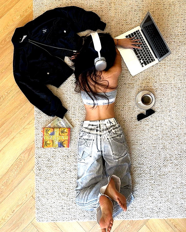 ll.lu1s instagram image archive image