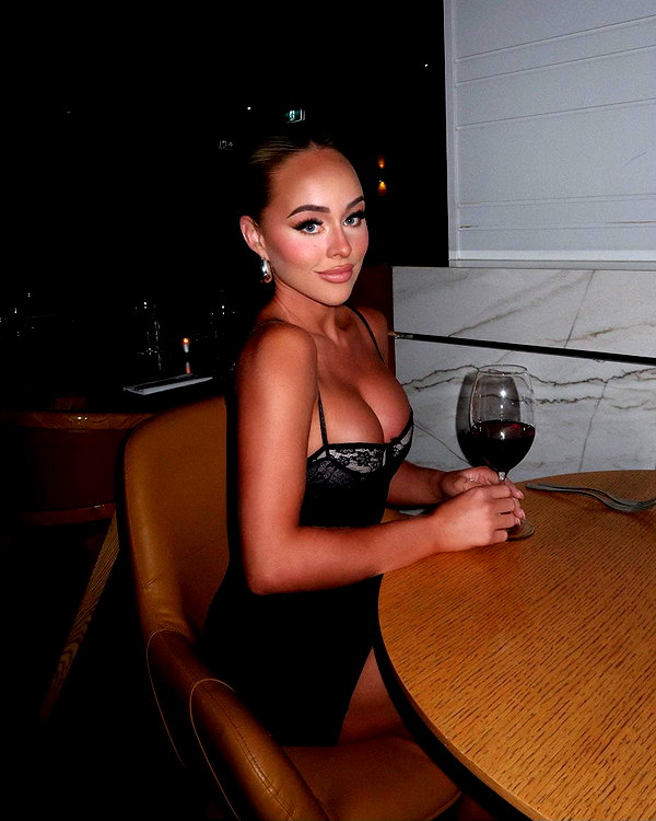 allieauton instagram image archive image