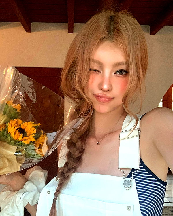 daxbin instagram image archive image
