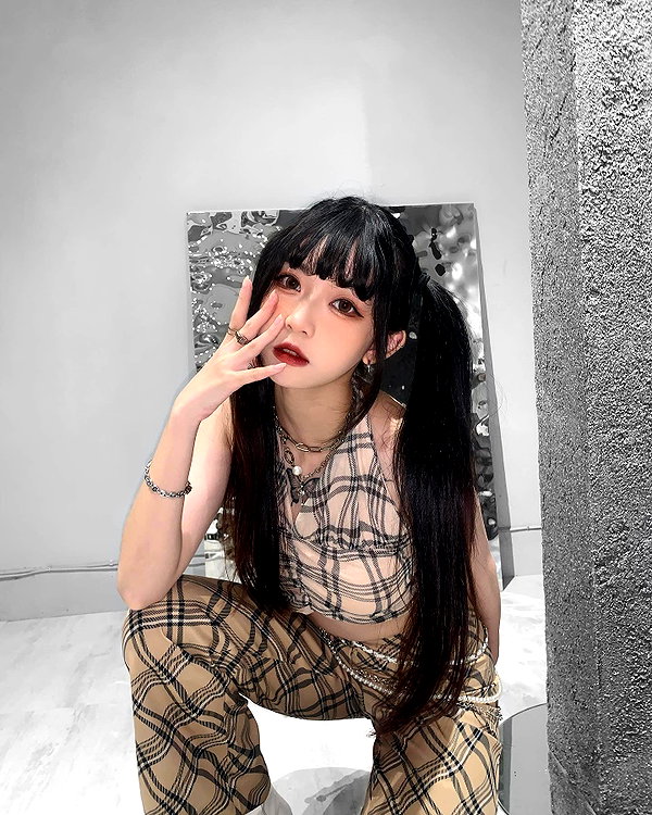 nixqq.425_ instagram image archive image