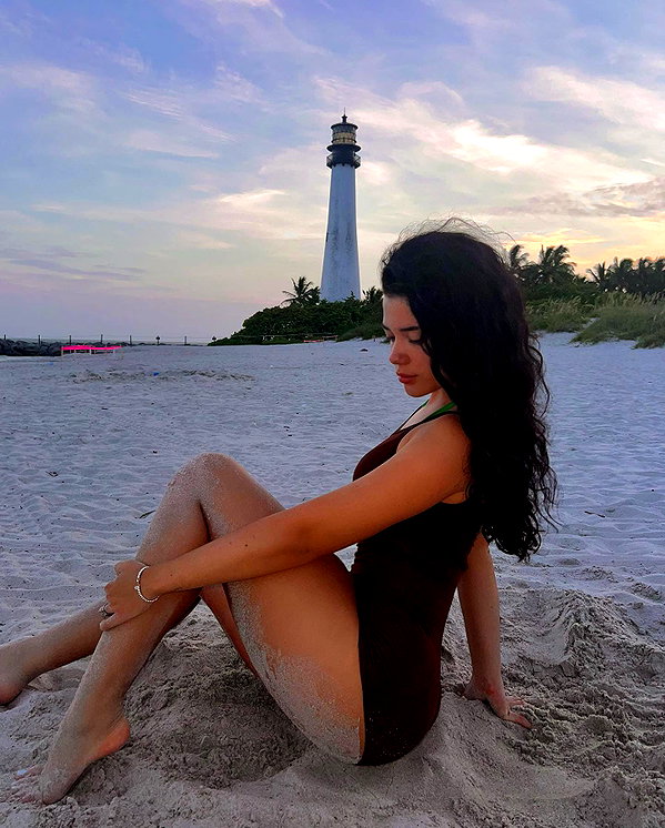 vanessa.rhd instagram image archive image