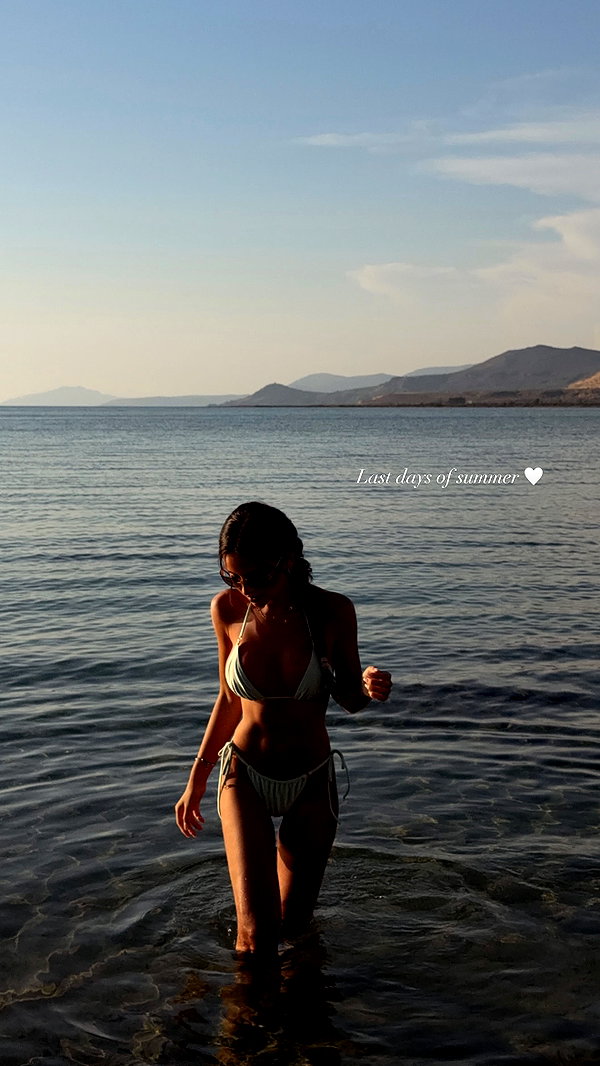 zoeliss instagram image archive image